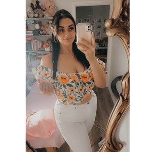 Meet your Posher, Simonaa